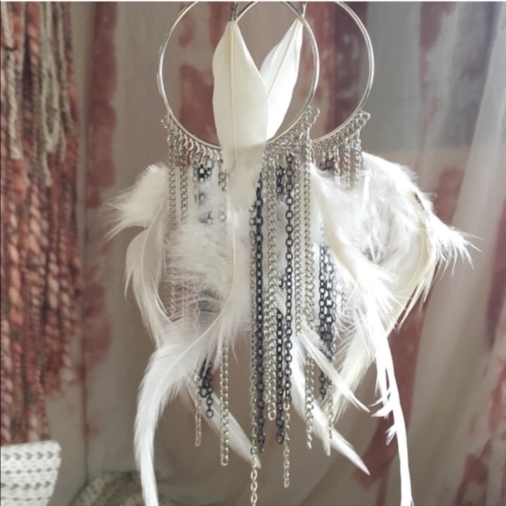 White feather earrings